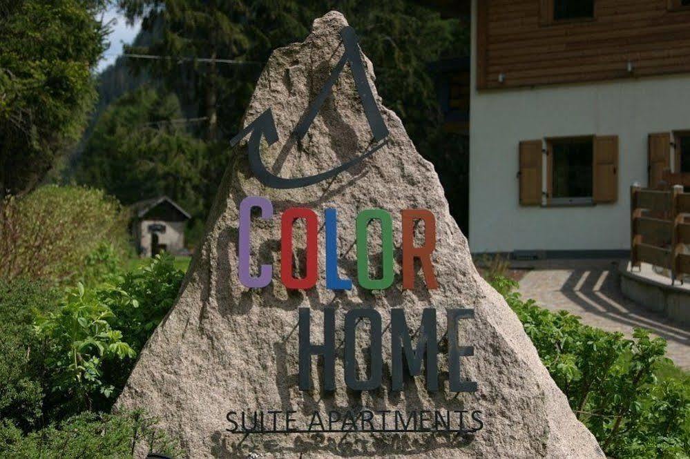 Color Home Suite Apartments Predazzo Bagian luar foto