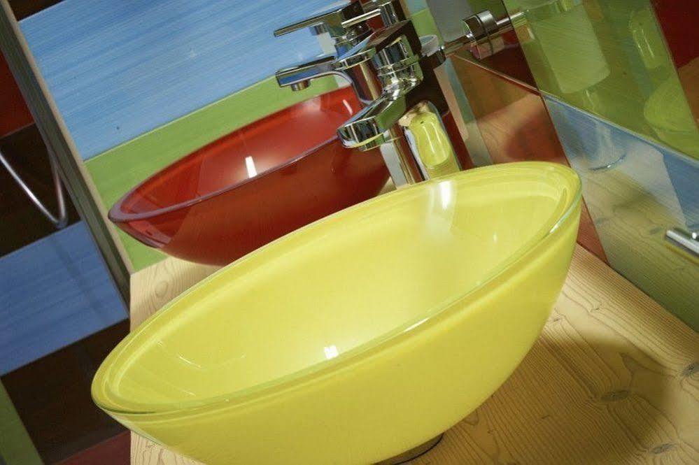 Color Home Suite Apartments Predazzo Bagian luar foto