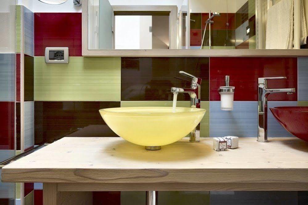 Color Home Suite Apartments Predazzo Bagian luar foto